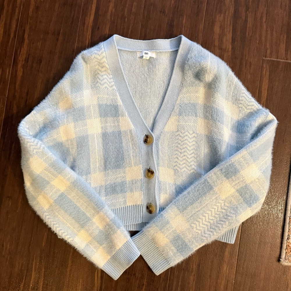 BP Light Blue & Cream Plaid V-Neck Button Cardigan